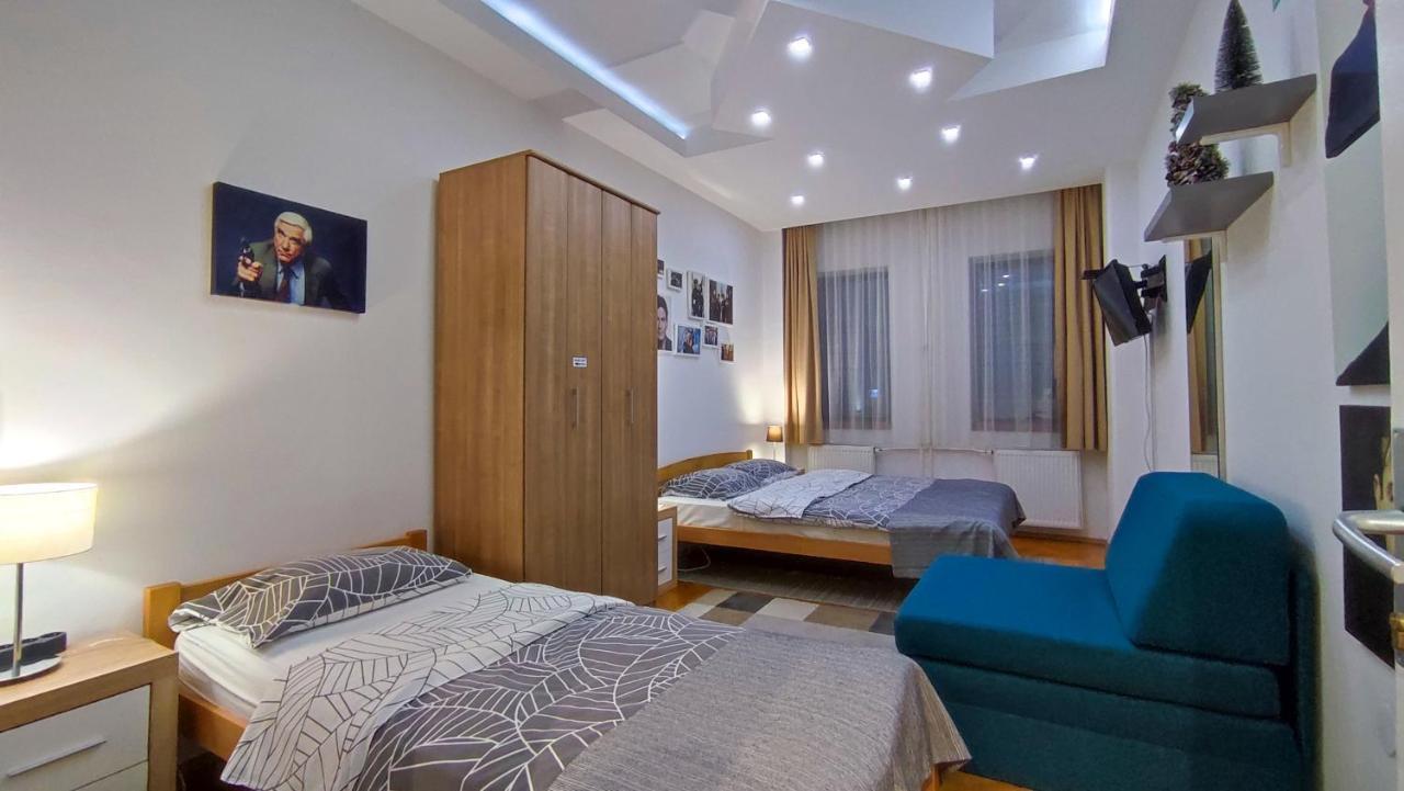 Cubic Central Lux Nis Luaran gambar